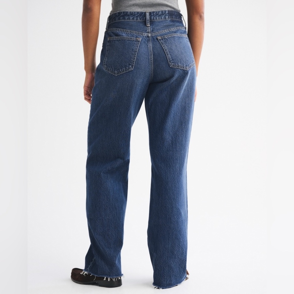 Abercrombie Curve Love Loose high rise jeans! - Picture 6 of 10
